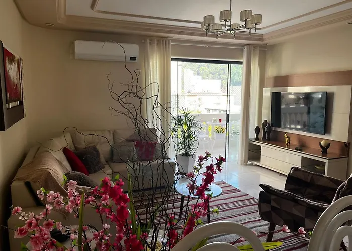 Apartamento De 3 Quartos Amplos Na Praia Pitangueiras, Guaruja