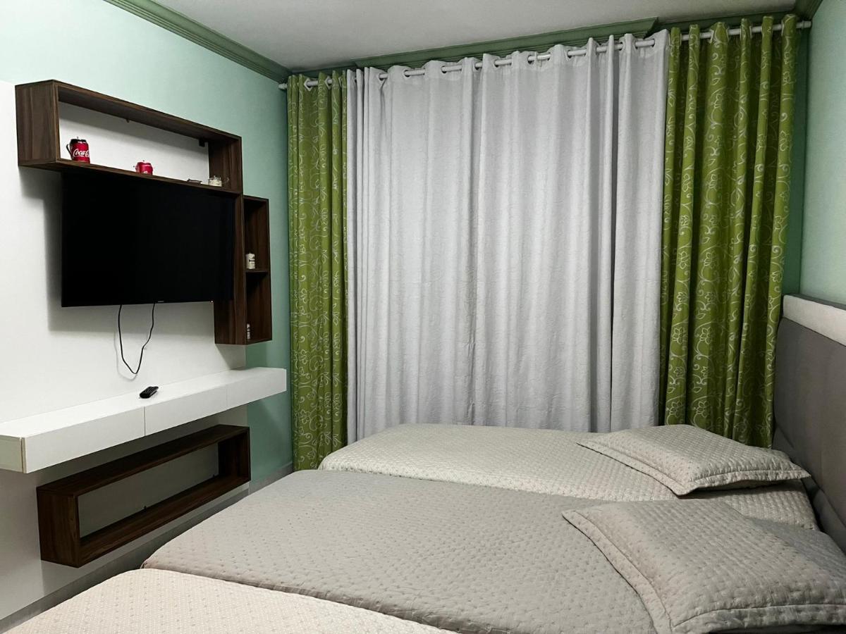 De 3 Quartos Amplos Na Pitangueiras,